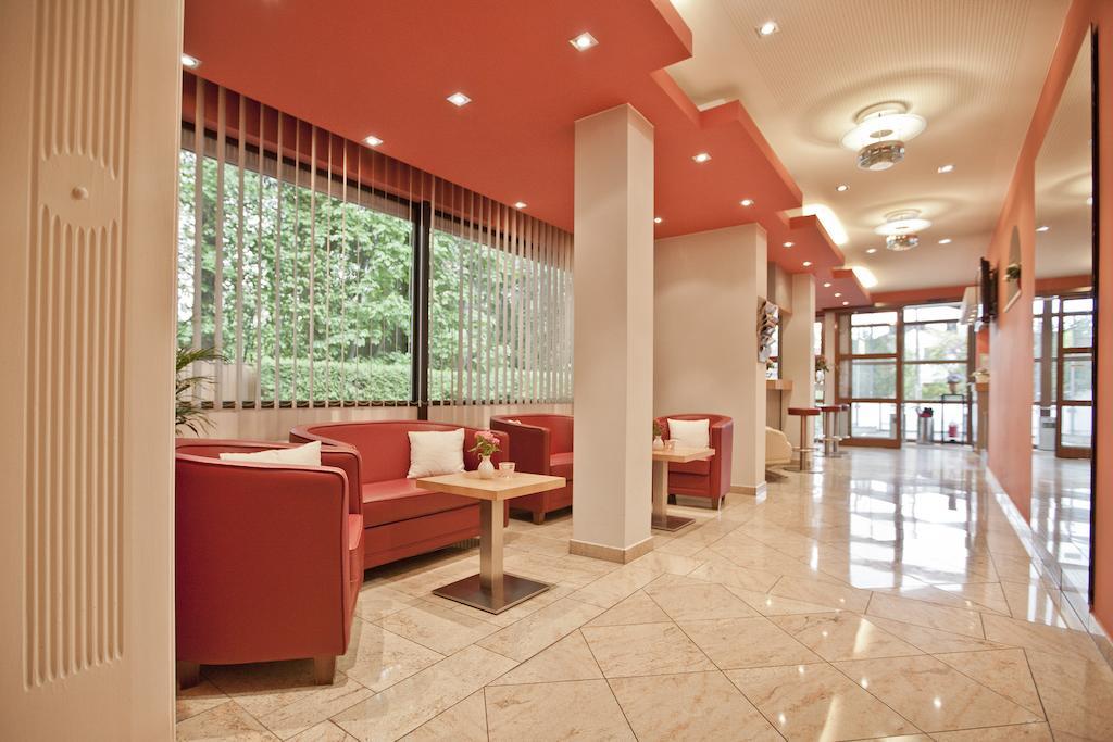 Wuermtaler Gaestehaus เกรเฟลฟิง ภายนอก รูปภาพ
