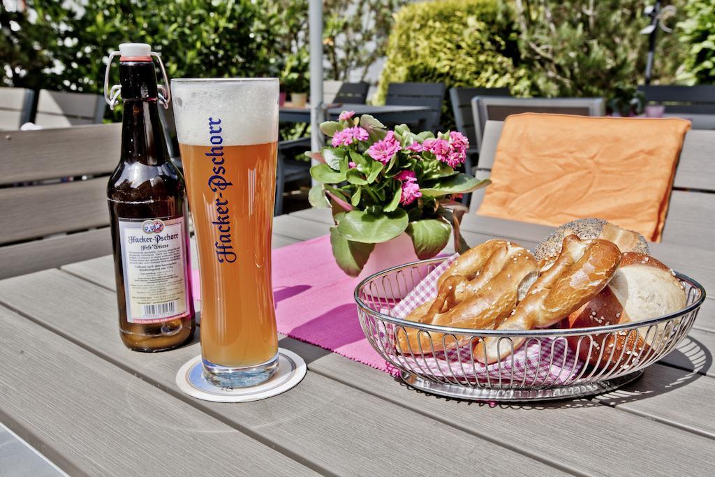 Wuermtaler Gaestehaus เกรเฟลฟิง ภายนอก รูปภาพ